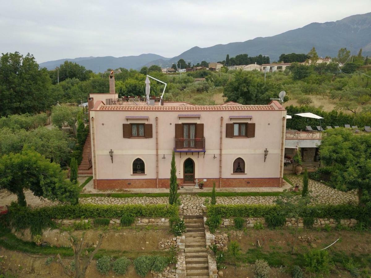 Villarose Castelbuono  Eksteriør bilde
